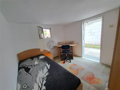 MDI  casă cu curte str. Ady E - foto 3