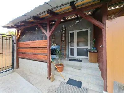 MDI casa solida langa Parcul Petofi - foto 6