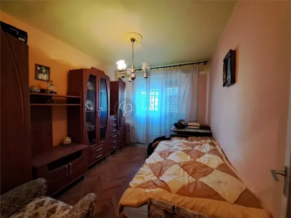 Apartament 3 camere Marghita - poza 3