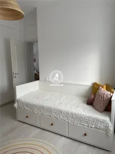 Apartament cu 3 camere decomandat Copou - foto 2