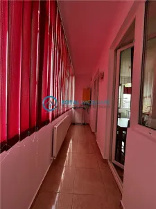 Royal Imobiliare - Inchiriere apartament 2 camere zona 9 Mai - foto 10