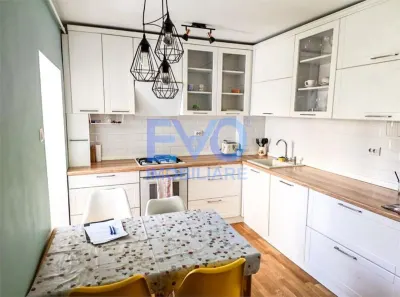 Apartament cu 3 camere, 2 bai, zona Tatarasi - foto 2