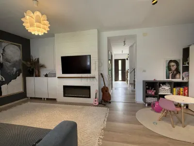 DUPLEX COMPLET MOBILAT ȘI UTILAT | 94 MP UTILI | 306 MP TEREN | MOSNITA - foto 4