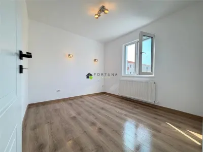 Apartament 2 camere, total renovat, str. Avram Iancu - foto 5
