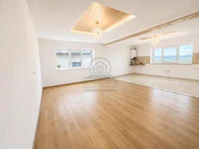 Casa 5 camere /2 bai Miroslava Ciurbesti 500 mp teren - foto 3