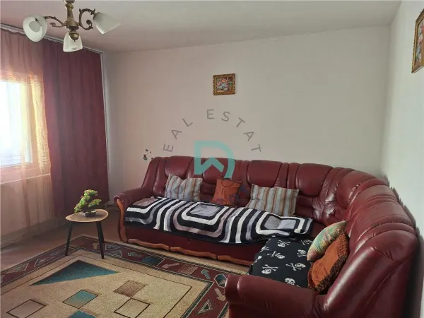 Apartament 3 camere Brașov - poza 1