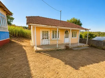 Casa batraneasca + teren 2700 mp intravilan Costuleni Iasi - foto 3