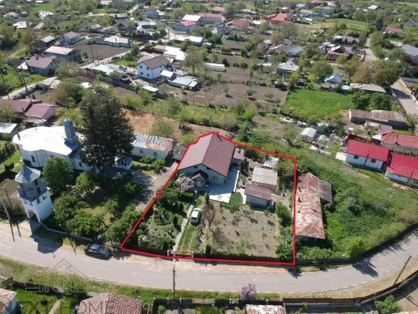 Casă 3 camere Botarlau - poza 2