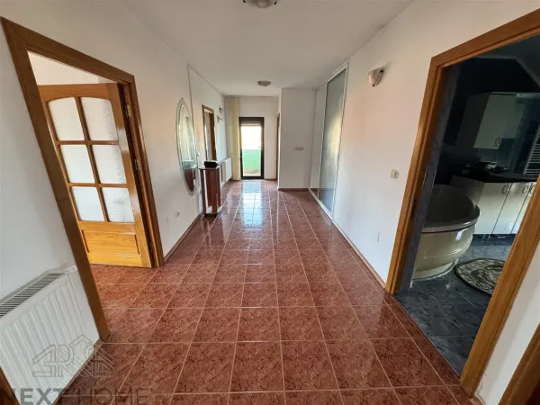 Casă 6 camere Botarlau - poza 23