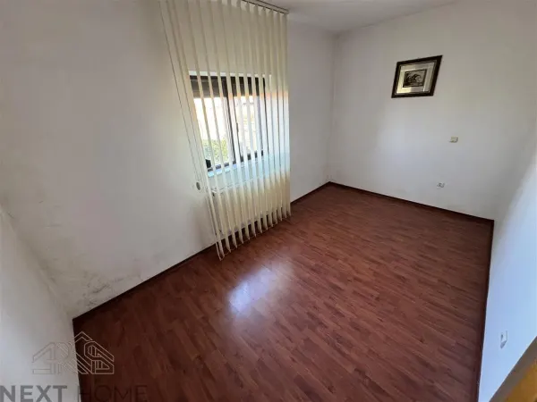 Casă 6 camere Botarlau - poza 25