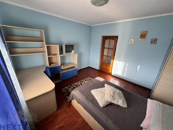 Casă 6 camere Botarlau - poza 32