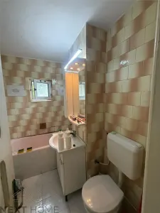 Apartament 4 camere | 85 mp utili | Parter | Bulevardul Brailei | Focsani | Ideal birouri sau locuinta - foto 14