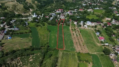 Teren intravilan 2.199 mp de vanzare | Sat Faraoanele | Str. Codrului | Deschidere 18 ml | Ideal pentru constructie - foto 2