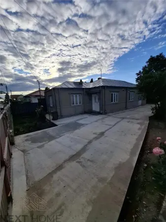 Casă 4 camere Odobești - poza 1