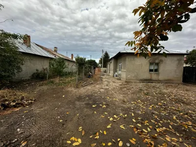 Casa de vanzare Odobesti, 3 camere, teren 1.000 mp, zona de vile - foto 4