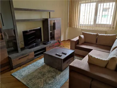APARTAMENT 3 CAMERE, HARMANULUI COLT CU GARII - Brasov