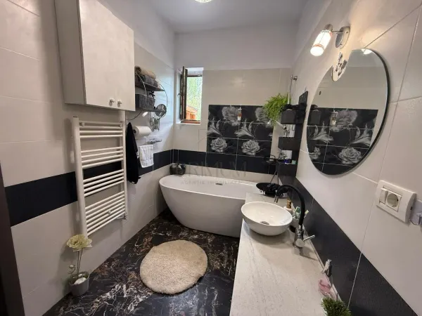 Casă 3 camere Moșnița Veche - poza 5