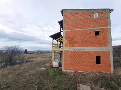 Casa DUPLEX P+1+M in Moldova Noua - foto 5