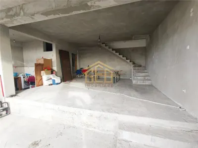 Casa DUPLEX P+1+M in Moldova Noua - foto 7