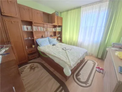 Apartament 2 camere decomandat, zona Cornisa - foto 4