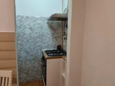 LIPOVEI - 3 CAM | 2 BAI | ET.2 | ANVELOPAT | BOXA | ZONA EXCELENTA - foto 11