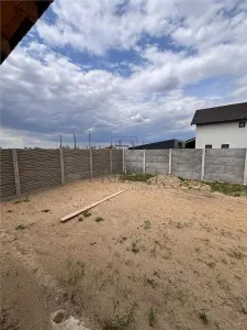 MOSNITA NOUA - DUPLEX DESPARTIT PRIN BAIE - 3 CAMERE - foto 2