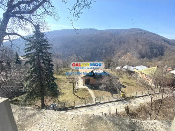 Casă 4 camere Comarnic - poza 1