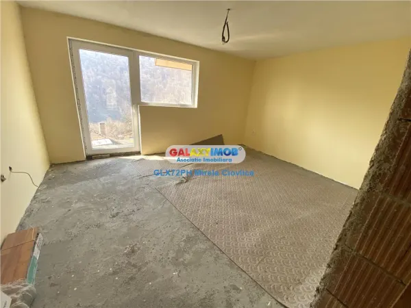 Casă 4 camere Comarnic - poza 10