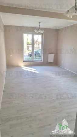 Casă 7 camere Crevedia - poza 18