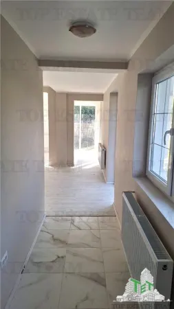 Casă 7 camere Crevedia - poza 3