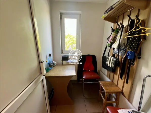 Casă 4 camere Miroslava - poza 11
