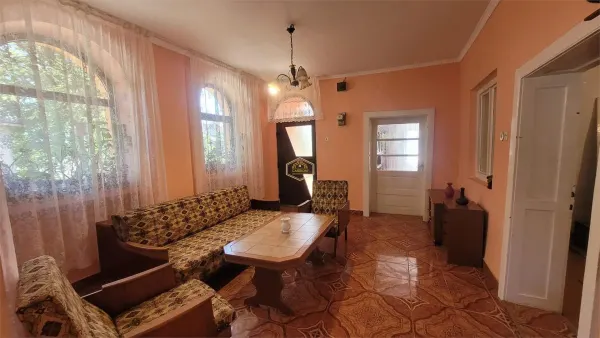 Casă 3 camere Lipau - poza 3