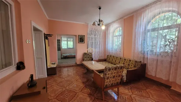 Casă 3 camere Lipau - poza 4