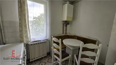 Apartament 3 camere, ideal 2 studeti,Str. Republicii, 7 Noiembrie,  imediat ocupabil, UMFST - foto 4