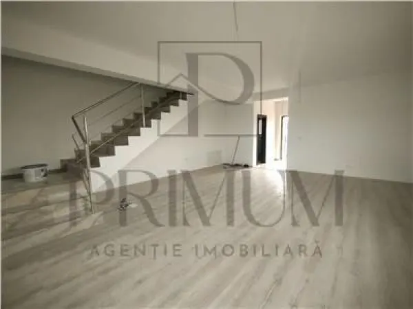 Casă 5 camere Moșnița Nouă - poza 1