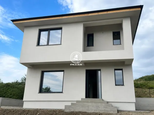 Casă 5 camere Tomești - poza 1