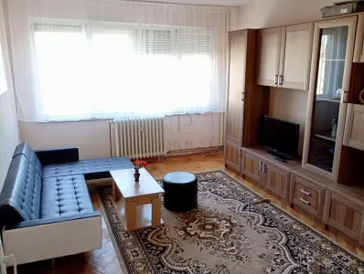 Dacia, 2 Camere, Decomandat, Centrala Proprie, Lift - foto 2