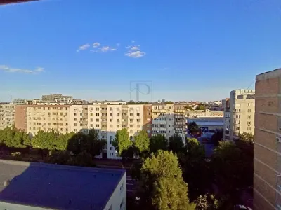 Dacia, 2 Camere, Decomandat, Centrala Proprie, Lift - foto 9