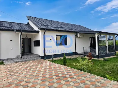 Casa de vanzare, teren 588 mp, 4 camere, 2 bai, 0 comision, in Visan - Visan