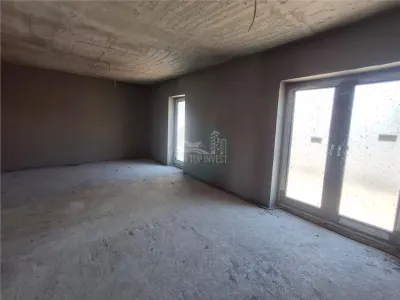 Duplex 4 camere zona Selimbar - foto 4