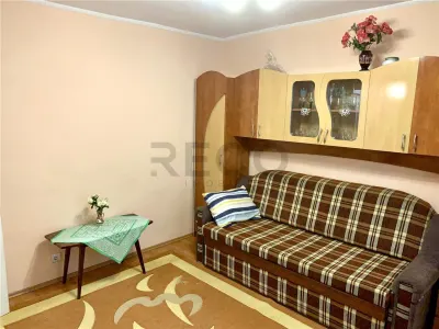 RECO Apartament 3 camere de inchiriat , 66 mp, parter, Bulevardul Decebal aproape de tramvai. - foto 6