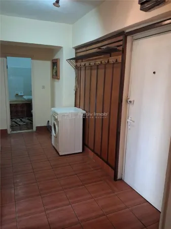 Apartament 2 camere Reșița - poza 9