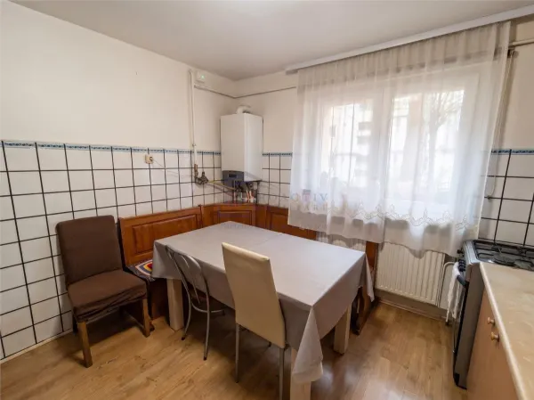 Apartament 3 camere Suceava - poza 7