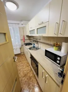 Inchiriere Apartament 3 Camere Semidecomandat Berceni-Vatra Dornei - foto 7
