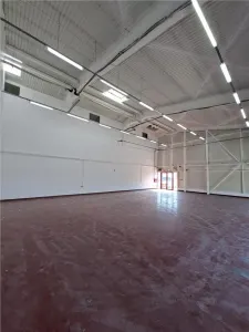Showroom in Afumati cu platforma betonata - foto 3