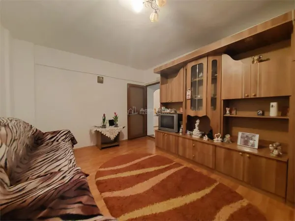 Apartament 3 camere Buzău - poza 2