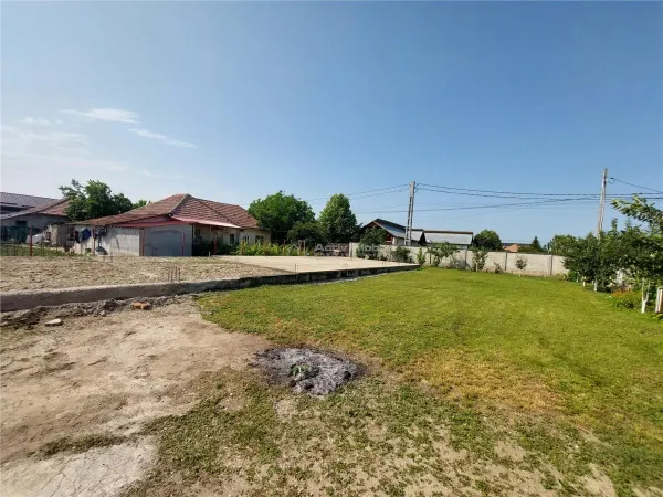 Casă 2 camere Mărăcineni - poza 19