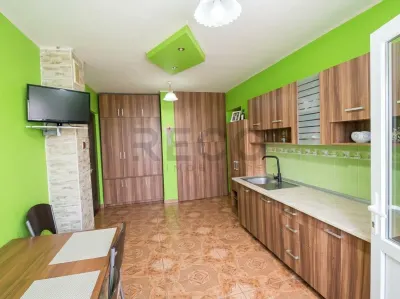 RECO Apartament tip PB 2 camere Decomandat Zona Velenta - foto 5