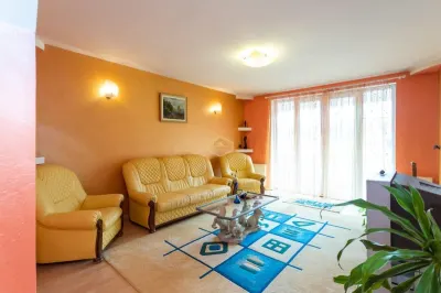 Etaj 1 | Apartament cu 3 camere | Central - Satu Mare