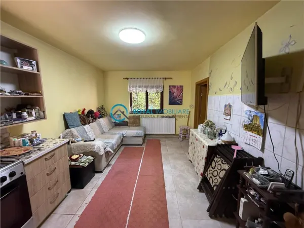 Casă 5 camere Lipanesti - poza 12